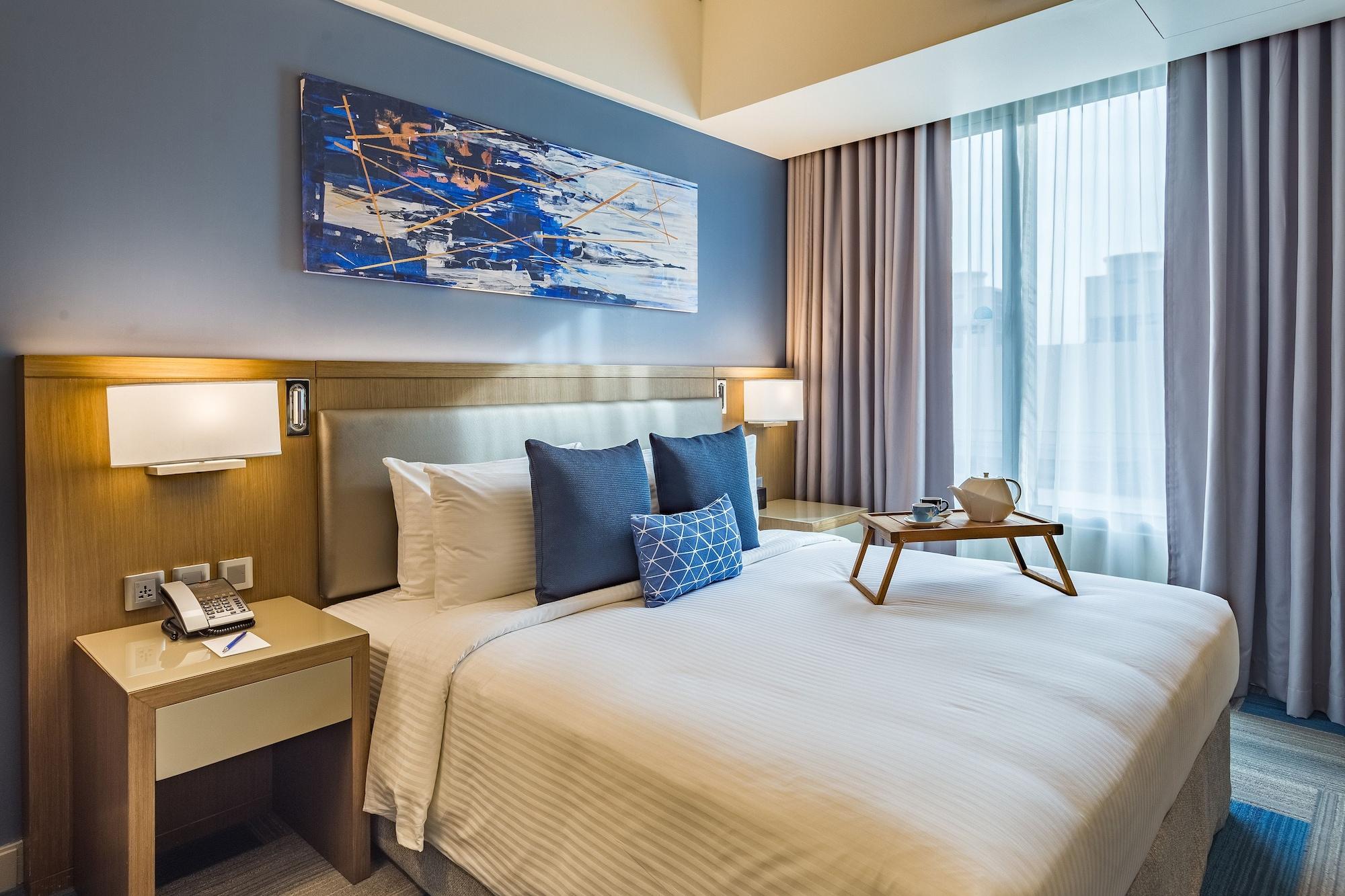 Citadines Bay City Manila Hotel Екстериор снимка