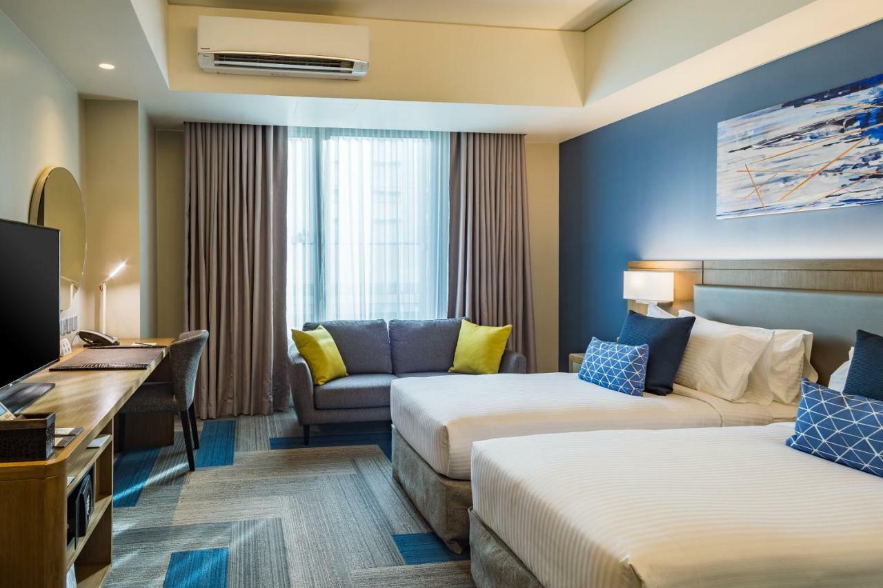 Citadines Bay City Manila Hotel Екстериор снимка